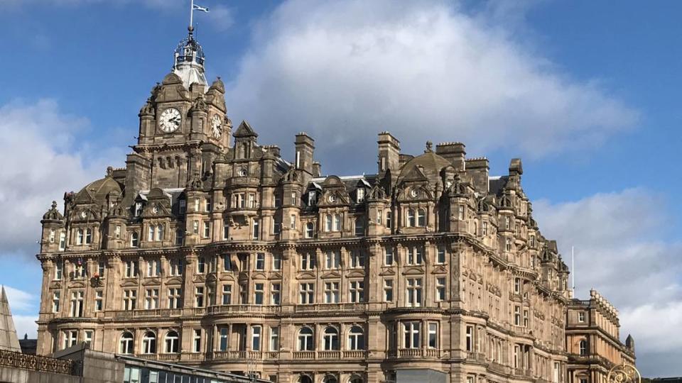 Waverley, estación de trenes de Edimburgo.