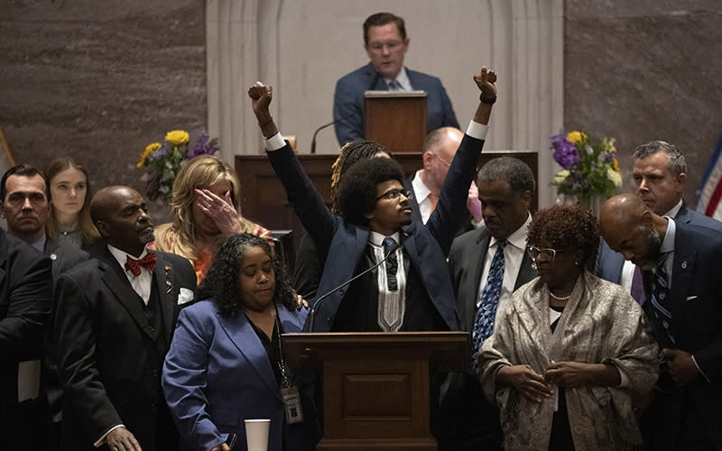 Former Rep. Justin Pearson (D-Memphis) raises his fists as he delivers his final remarks on the floor of the House chamber