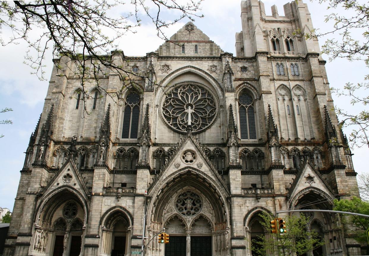 The Cathedral Church of Saint John the Divine, New-York.