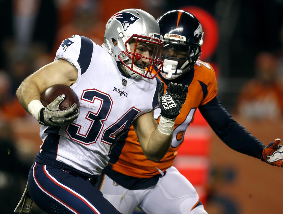 Rex Burkhead highlights this week’s look at whom you should sit and start in fantasy leagues (AP Photo).