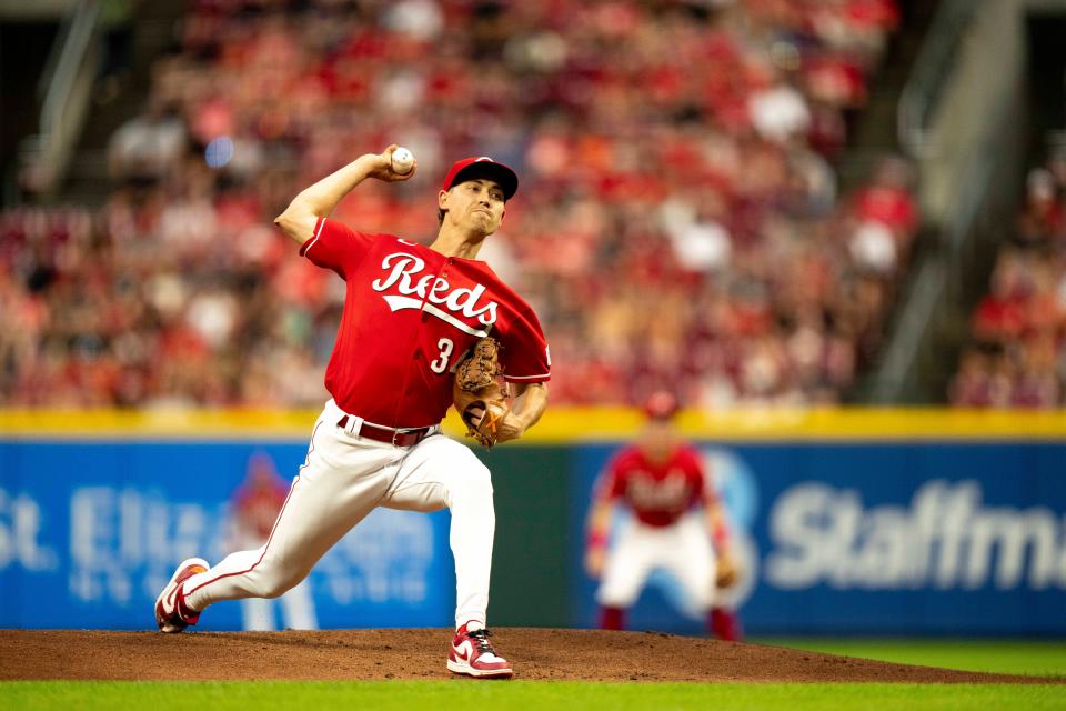 Cincinnati Reds starting pitcher Luke Weaver responded well after taking a line drive off of his left elbow on Tuesday.