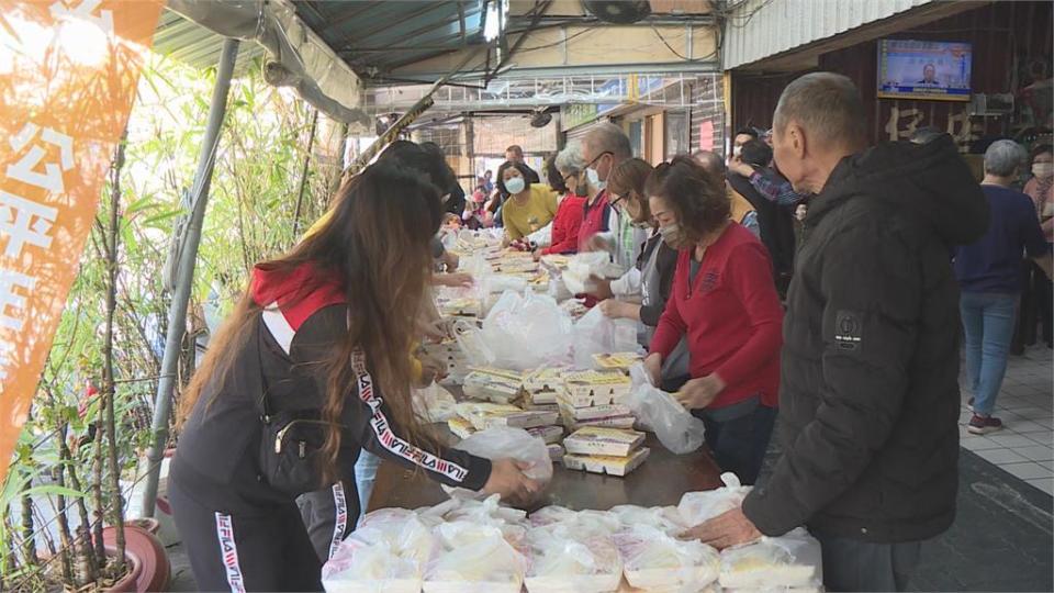 浪子回頭！海產店老闆廣發愛心便當　為台聯爭取政黨票