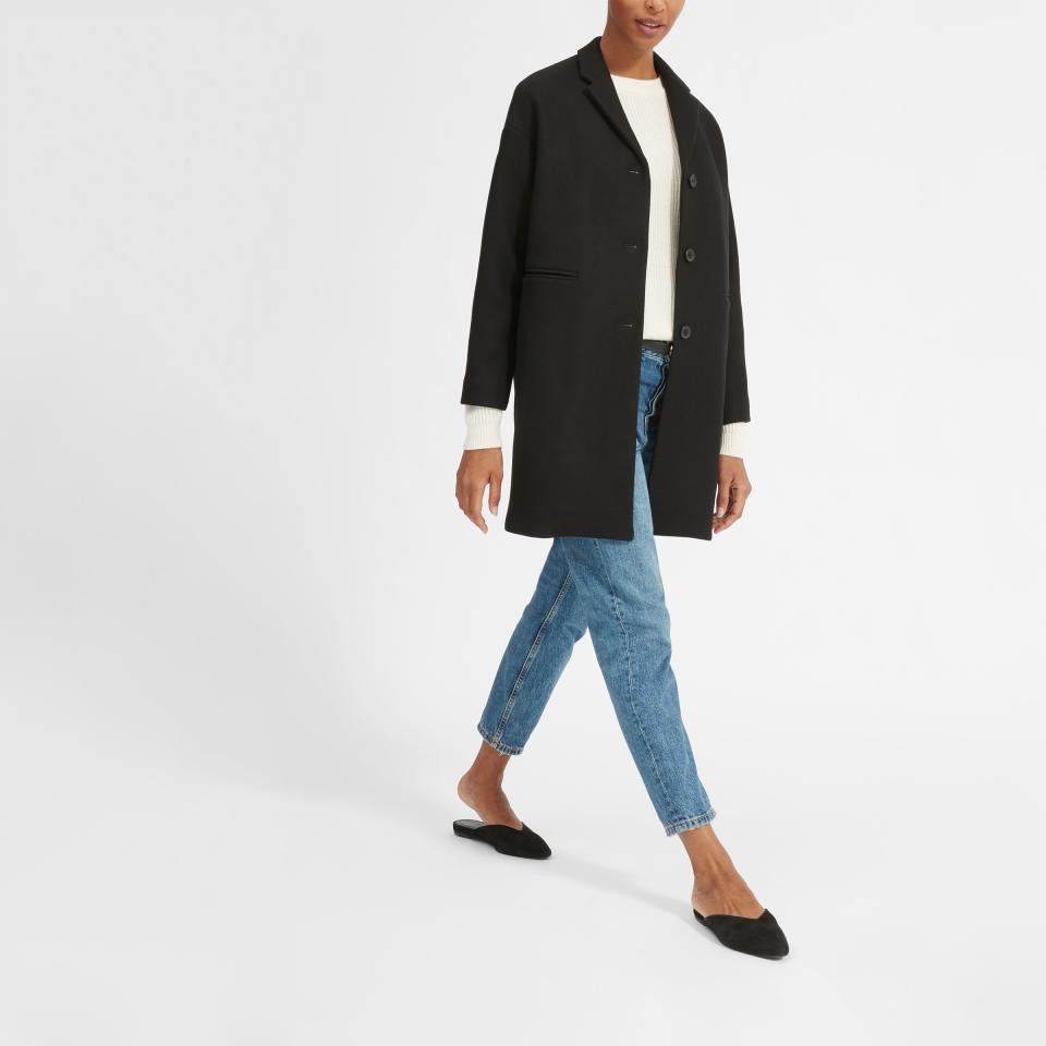 Save 30% on The Cocoon Coat. Image via Everlane.