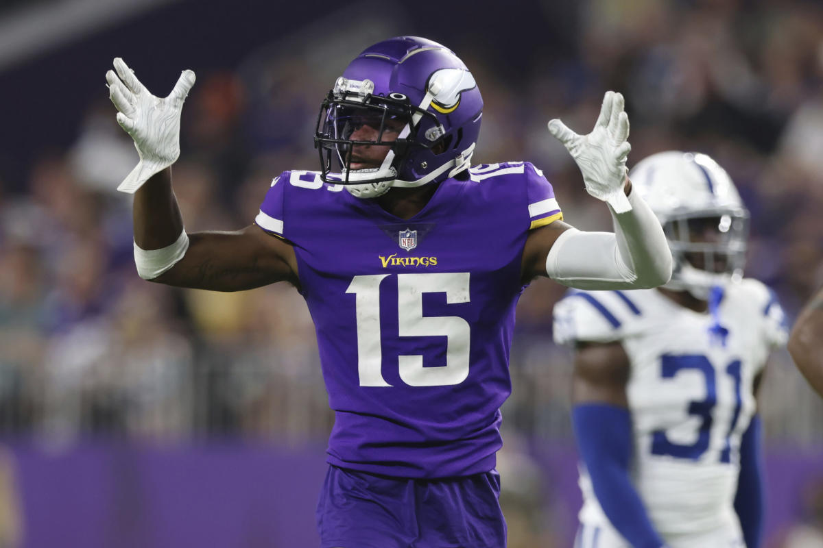 Bears strike again by claiming Ihmir Smith-Marsette off waivers from Vikings  – Twin Cities