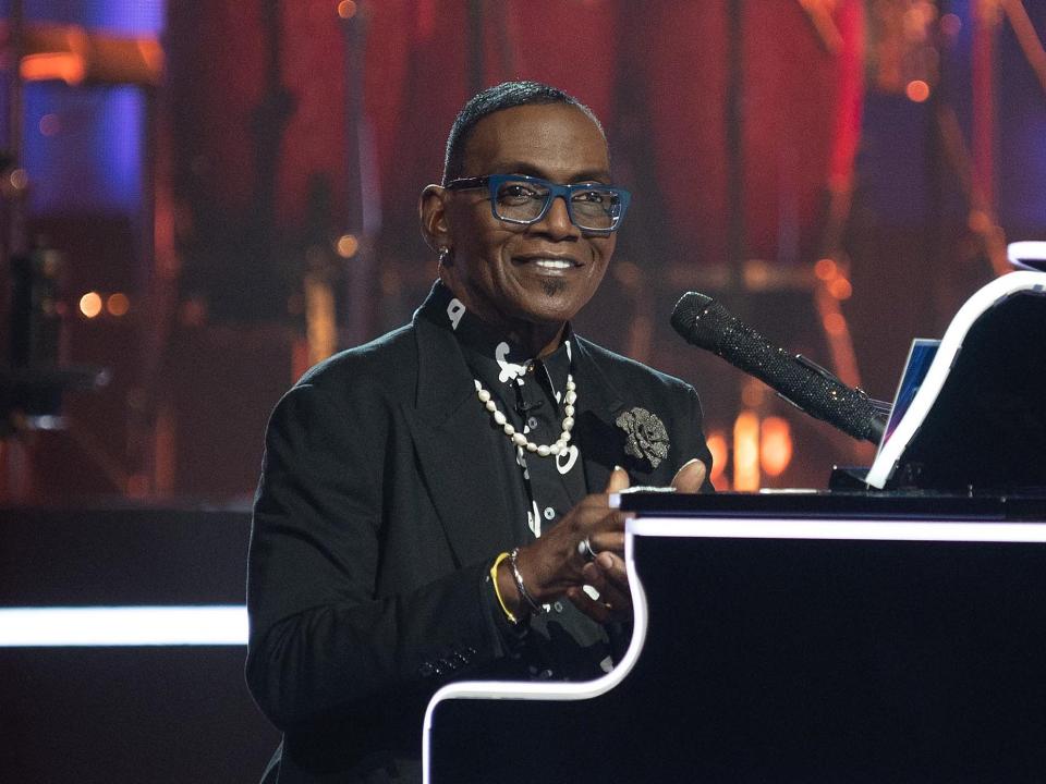 Randy Jackson in the Episode 7 / Episode 8 two-hour episode of NAME THAT TUNE airing Wednesday, Feb. 24 (8:00-10:00 PM ET/PT) on FOX.