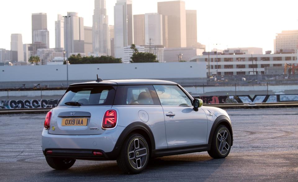 View Photos of the New 2020 Mini Cooper SE