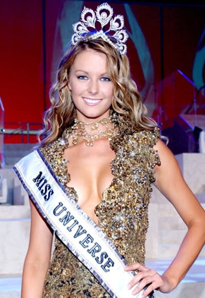 En el 2004 la australiana Jennifer Hawkins hizo historia tras coronarse como Miss Universo