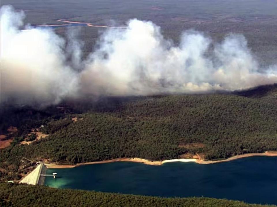 A﻿ bushfire emergency warning is in place for residents south of Perth as an out-of-control fire tears through the area. Waroona and Murray Shire residents have been told to evacuate now while 145 firefighters ﻿and volunteers battle the blaze. Picture: DFES