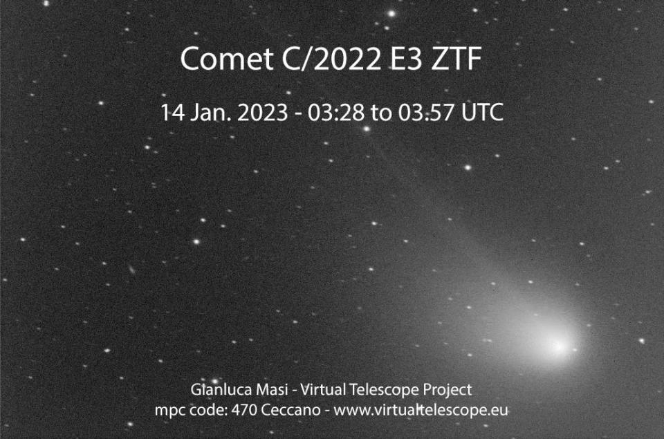 black and white bright comet against moving starry background