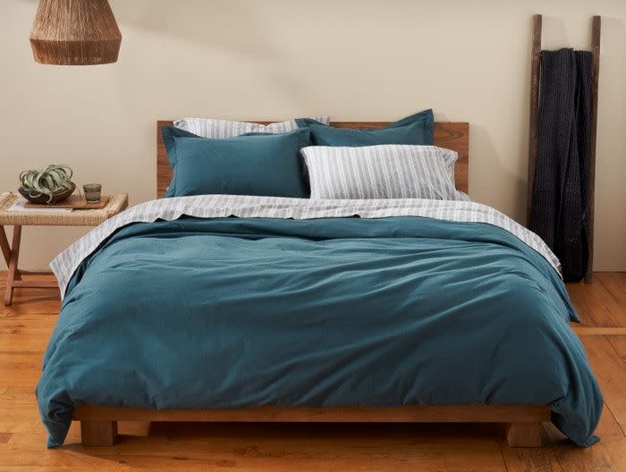 5) Cloud Brushed Organic Flannel Duvet Cover