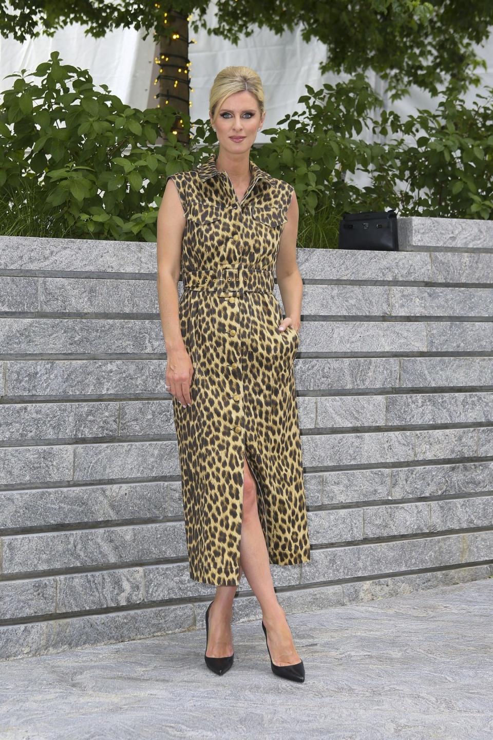 <p>La socialité eligió este elegante vestido con estampado de leopardo para ir a un evento en la ciudad de Nueva York.</p>