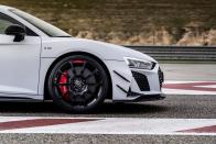 <p>The GT borrows a few bits from the existing R8 lineup, including a carbon-fiber front anti-roll bar, shorter gearing for third through seventh gear in the dual-clutch automatic from the all-wheel-drive variant, and standard carbon-ceramic brakes.</p>