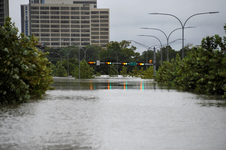 A downtown street is submerged in water in Houston, Texas during Hurricane Harvey. (Photo: Nick Oxford / Reuters)