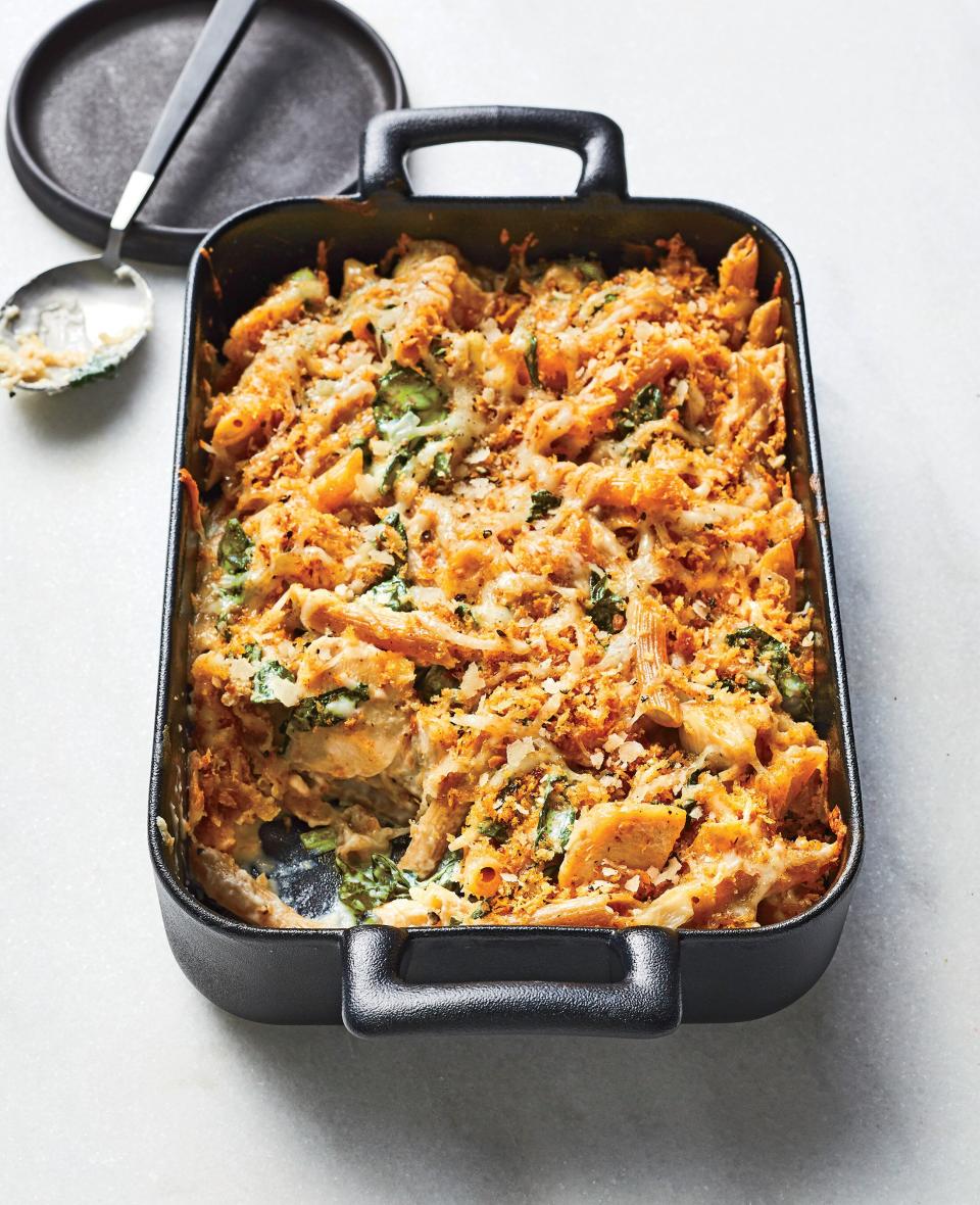 Chicken-and-Kale Alfredo Bake