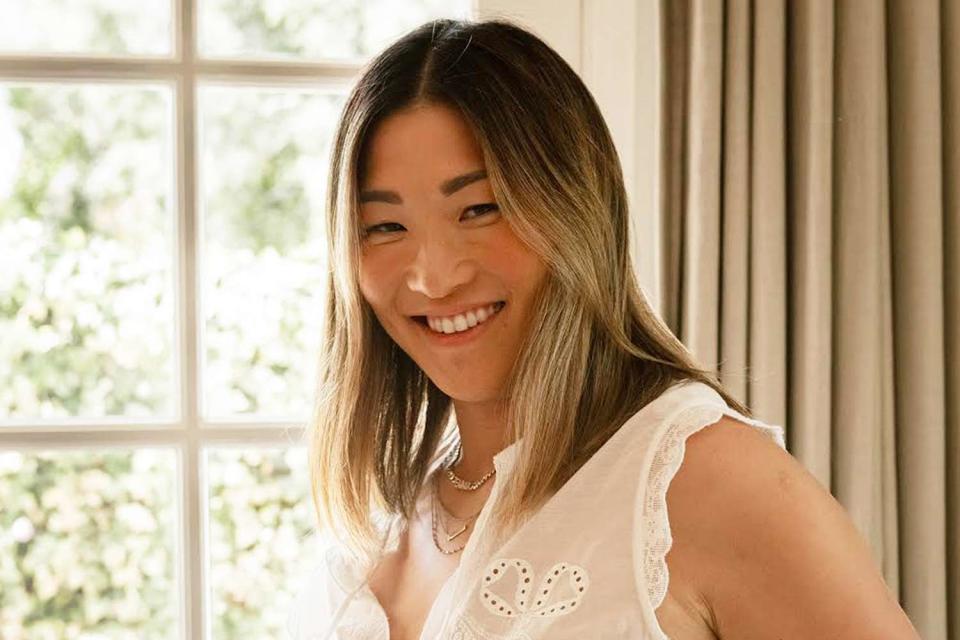 <p>Chloe Enos @chloeenos</p> Jenna Ushkowitz