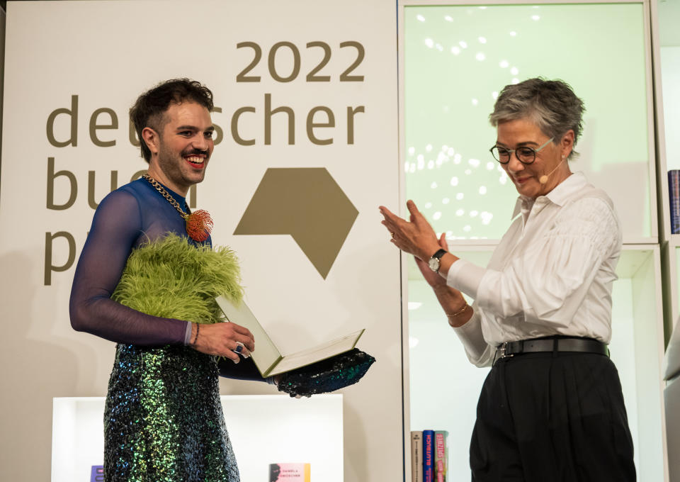 Kim de l'Horizon hat den Deutschen Buchpreis 2022 gewonnen. (Bild: Getty Images)