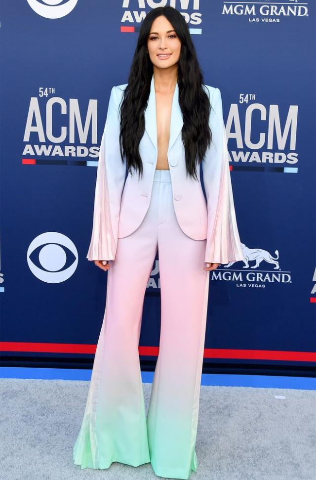 Kacey Musgraves Pink Moschino Outfit 2019 Met Gala