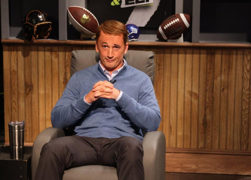 "Saturday Night Live" host Miles Teller played Peyton Manning in the "ManningCast"-spoofing opening sketch.