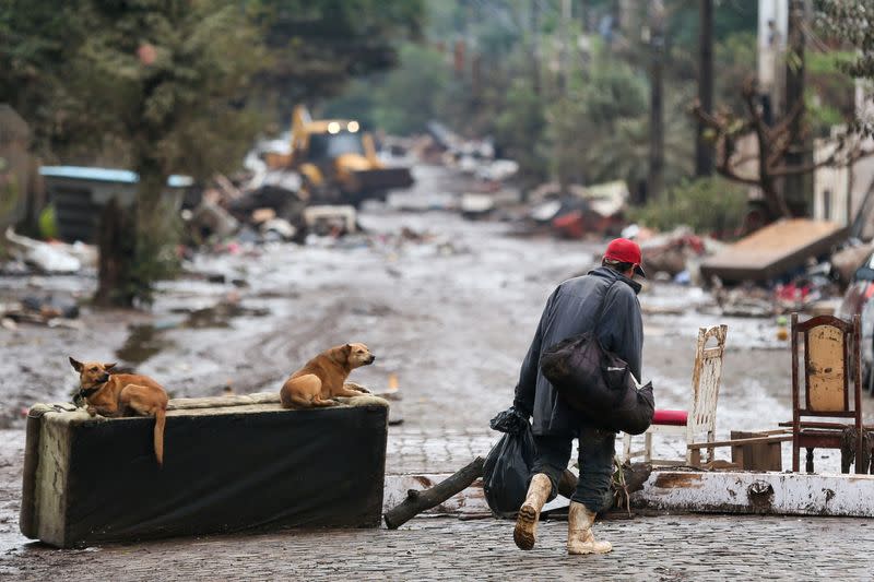 Aftermath of an extratropical cyclone in southern cities, in Brazil