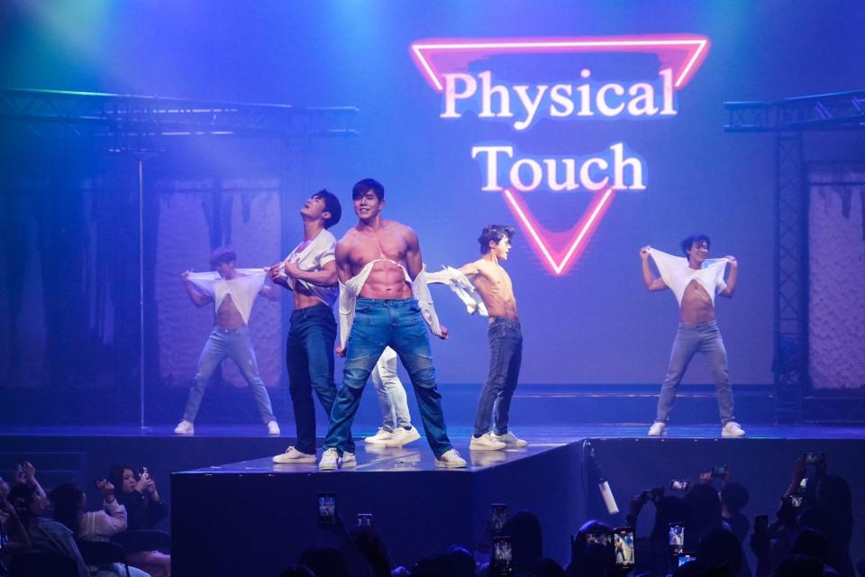 《Physical Touch》六位猛男歐巴大秀結實肌肉肉體美。（趣韓國提供）