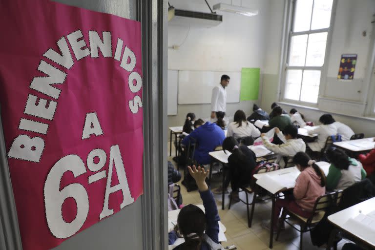 En la provincia de Buenos Aires buscan garantizar los 190 días de clases