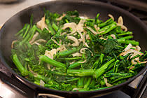 broccoli-rabe-onions-6.jpg