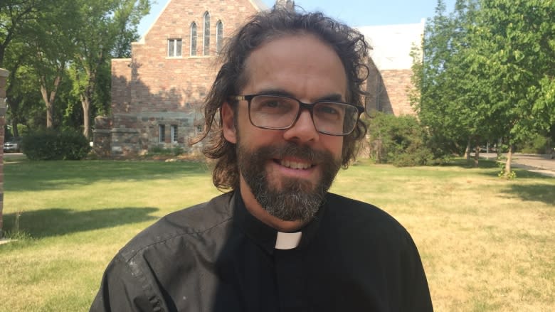 Why a Saskatoon pastor is offering spiritual help for 5 cents