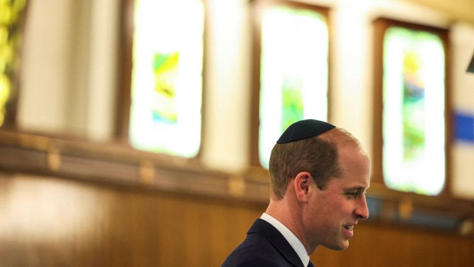 the prince of wales visits the western marble arch synagogue