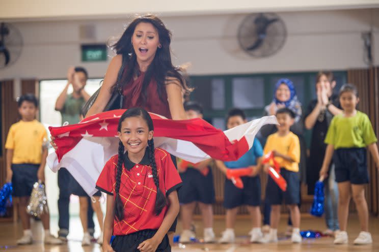 Durraini (Nurul Aini) and daughter Nabilah (Dayang Nurbalqis) in "Lion Mums" Season 2. (Ochre Pictures)