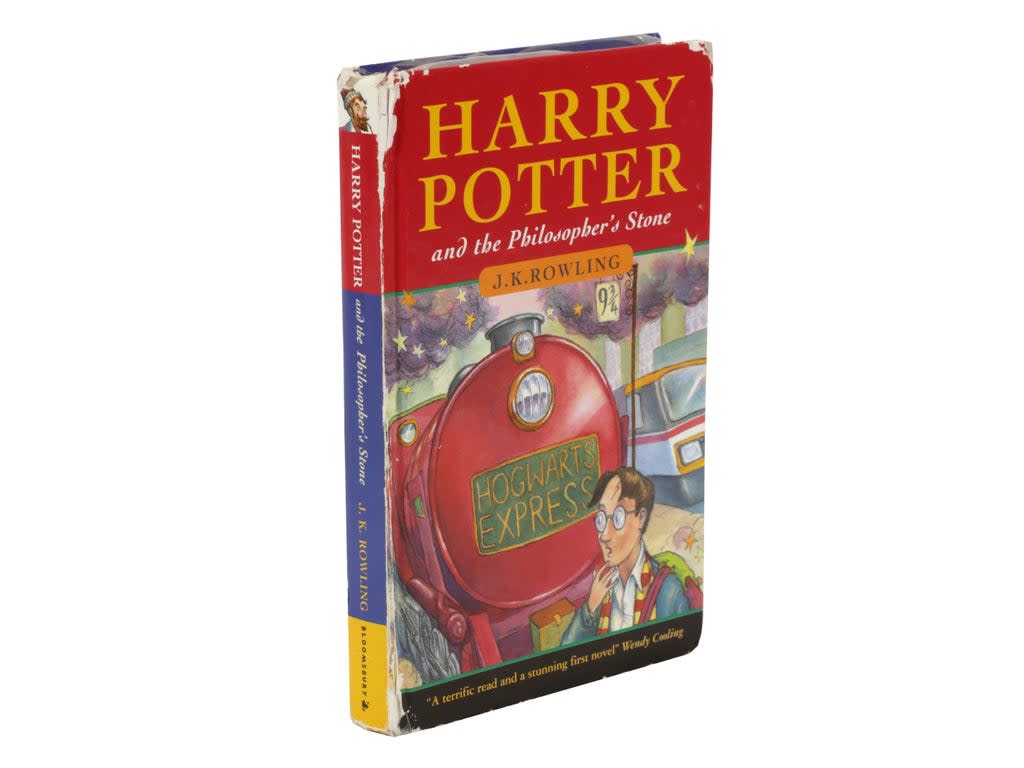 An extremely rare first edition of the first Harry Potter book is set to go under the hammer for £30,000 (Chiswick Auctions / SWNS)