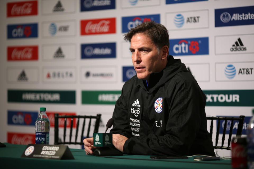 Eduardo Berizzo, técnico de la selección paraguaya. (Photo by Omar Vega/Getty Images)