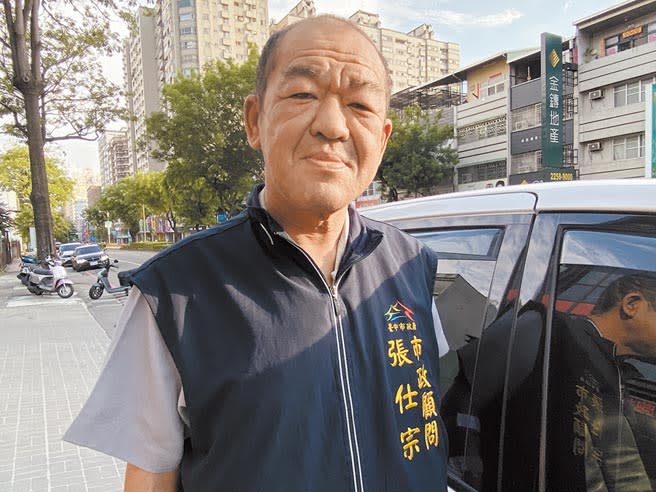 台中市繼中派出所警友會站長張仕宗獲「警界土地公」雅號。（陳淑芬攝）