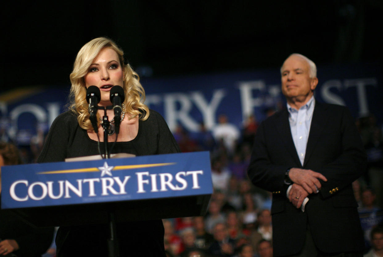 Meghan McCain introduces her father, then-Republican presidential nominee John McCain, during an Ohio rally in 2008. (Photo: Carlos Barria / Reuters)
