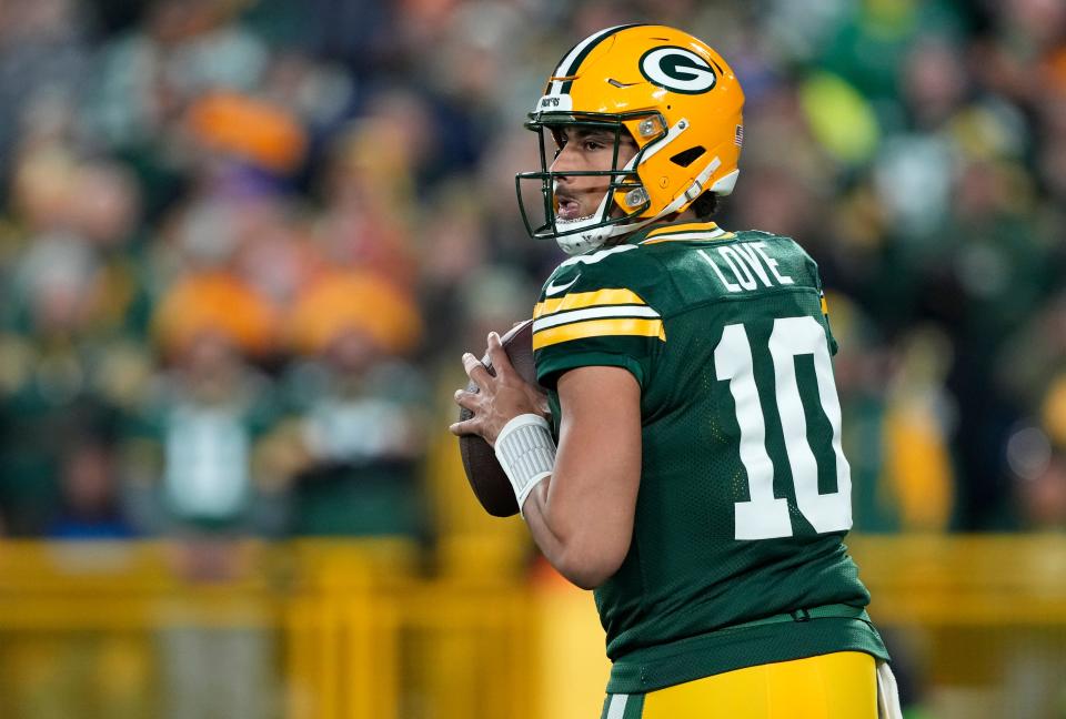 GREEN BAY, WISCONSIN - DECEMBER 03: Jordan Love #10 of the Green Bay Packers looks to pass during the second half against the Kansas City Chiefs at Lambeau Field on December 03, 2023 in Green Bay, Wisconsin. (Photo by Patrick McDermott/Getty Images)