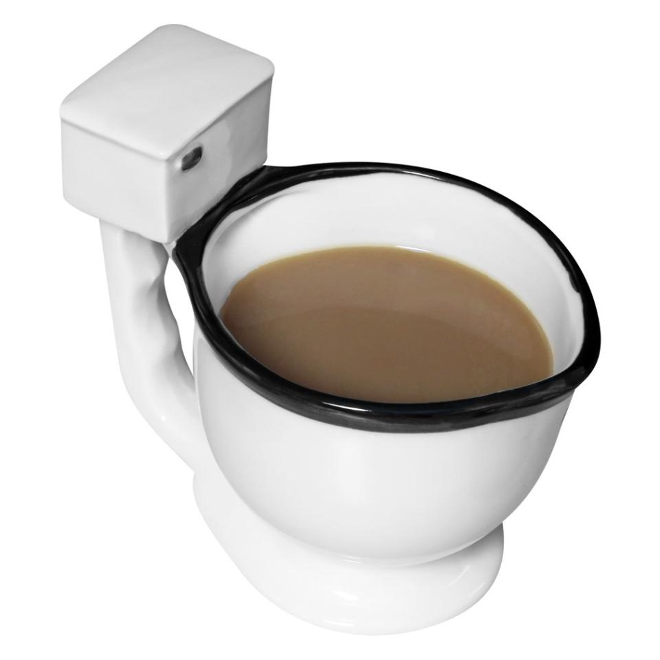 Evelots Toliet Mug (Photo: Amazon)