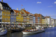 <p>La ciudad más segura del mundo, según este estudio, es Copenhague. La capital danesa obtiene una calificación de 82,4 puntos y es la mejor valorada también en la categoría de seguridad personal. (Foto: Getty Images).</p> 