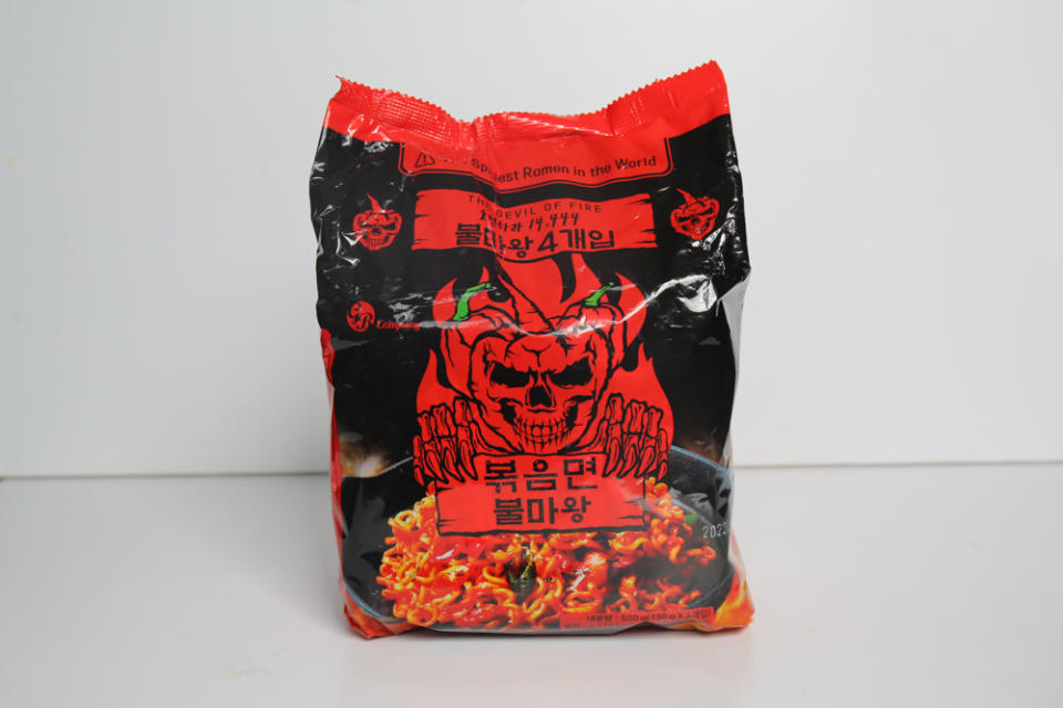 image of bulmawang devil of fire's spicy instant noodles