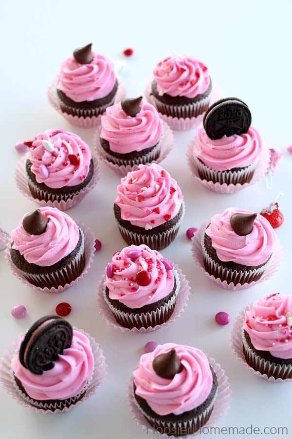 Chocolate Cupcakes With Fresh Strawberry Frosting