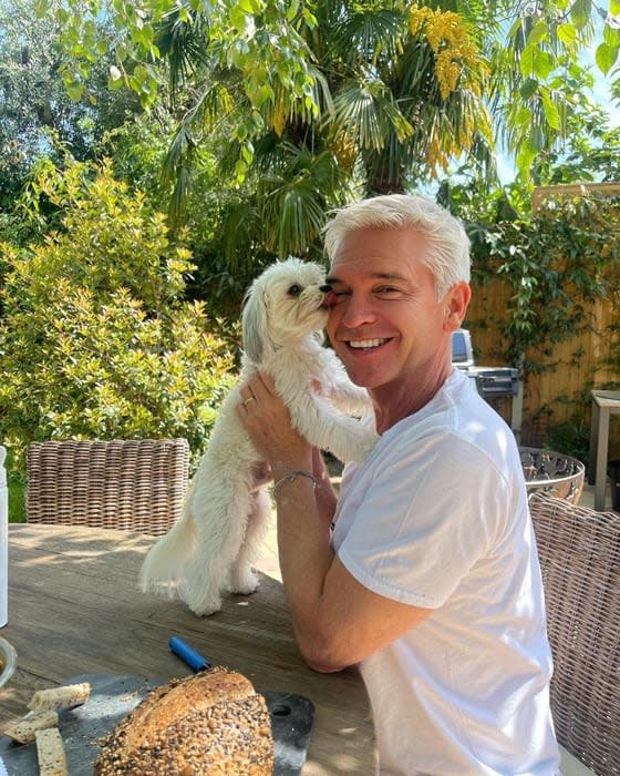 phillip-schofield-garden