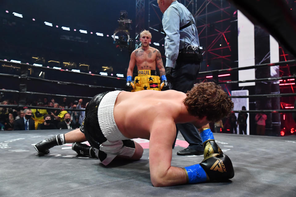 ATLANTA, GEORGIA - APRIL 17: Jake Paul and Ben Askren face off in their cruiserweight bout during Triller Fight Club at Mercedes-Benz Stadium on April 17, 2021 in Atlanta, Georgia. (Photo by Jeff Kravitz/Getty Images for Triller)