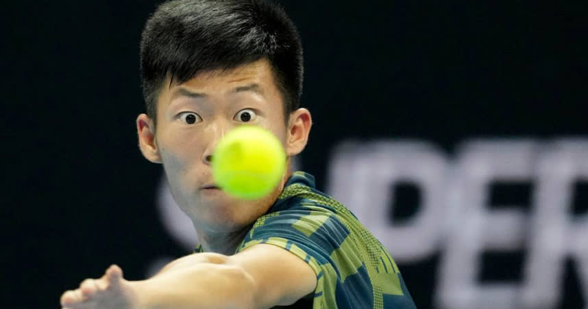 曾俊欣在2022 ATP新生代年終總決賽小組賽首戰落敗。（圖/達志/美聯社）