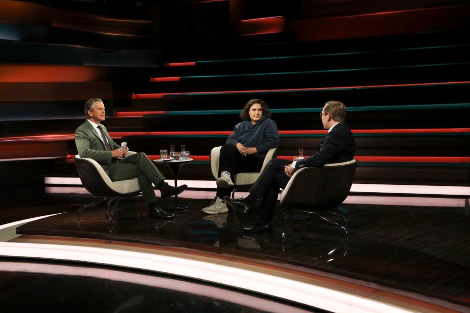 Am Mittwochabend diskutierte Markus Lanz (links) mit Grüne-Jugend-Sprecherin Katharina Stolla und CDU-Politiker Philipp Amthor. (Bild: ZDF / Cornelia Lehmann)