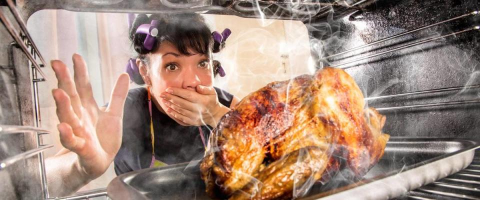 Woman finds her Thanksgiving turkey burning in her oven.