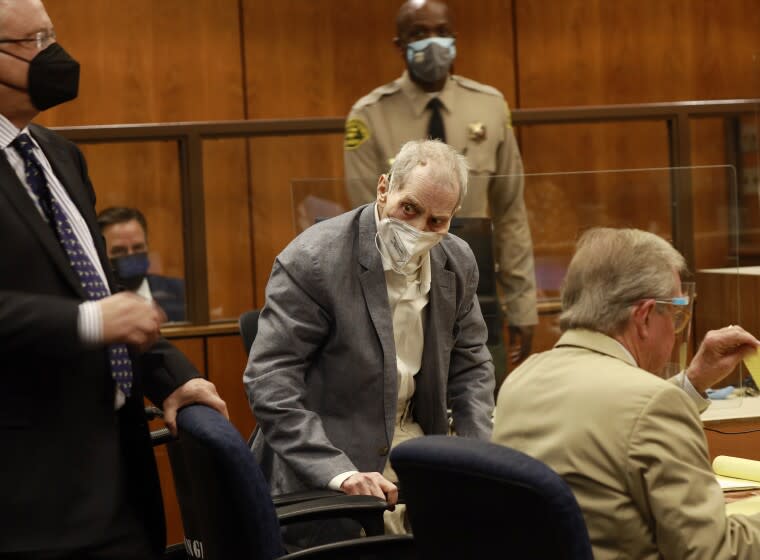 INGLEWOOD, CA - SEPTEMBER 08: Robert Durst looks at jurors walking into the courtroom as he appears in an Inglewood courtroom with his attorneys for the first closing arguments presented by the prosecution in the murder trial of the New York real estate scion who is charged with the longtime friend Susan Bermans killing in Benedict Canyon just before Christmas Eve 2000. Inglewood Courthouse on Wednesday, Sept. 8, 2021 in Inglewood, CA. (Al Seib / Los Angeles Times).