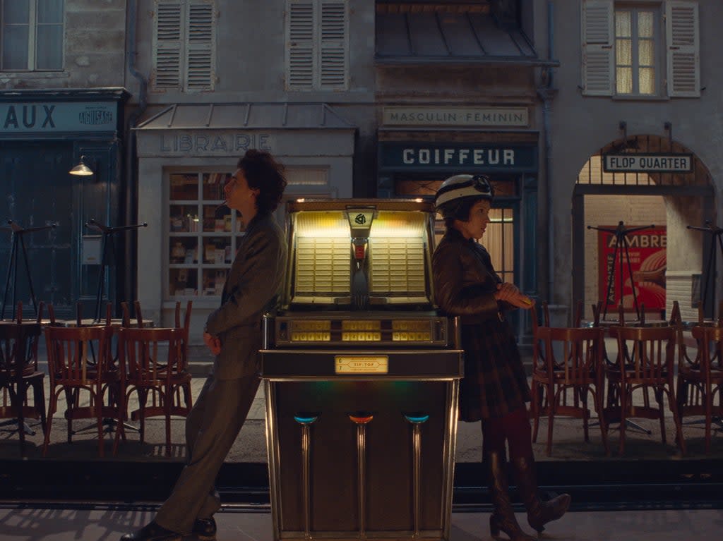 Timothée Chalamet and Lyna Khoudri in ‘The French Dispatch' (Courtesy of Searchlight Pictures – © 2021 20th Century Studios)