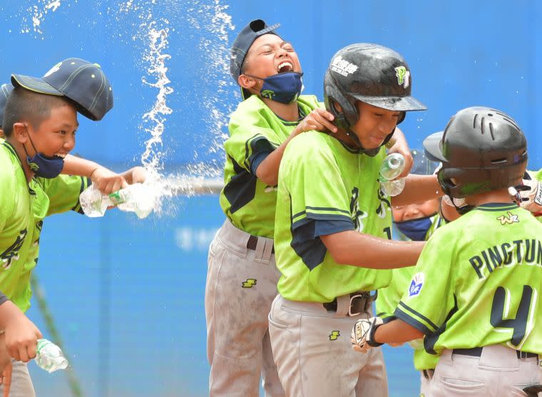 屏東縣再見安打奪下季軍。大會提供