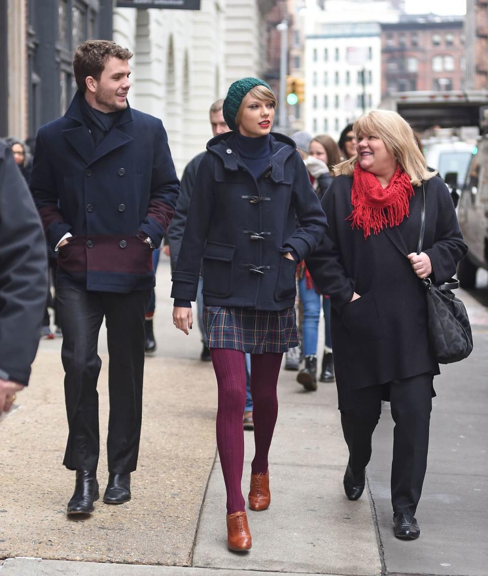 celebrity sightings in new york city december 22, 2014