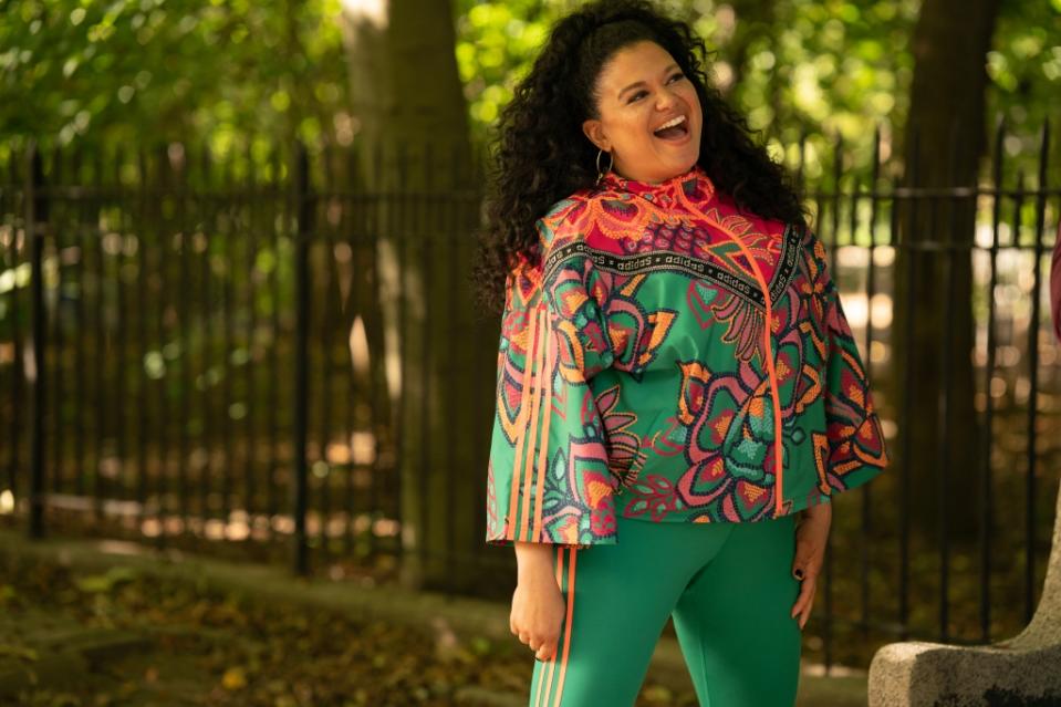 Survival of the Thickest. Michelle Buteau as Mavis in Survival of the Thickest. Cr. Vanessa Clifton/Netflix © 2023