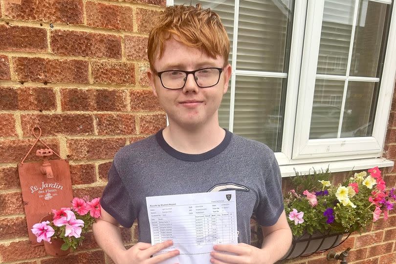 Amazing Essex boy gets top GCSE grades despite spine surgery weeks