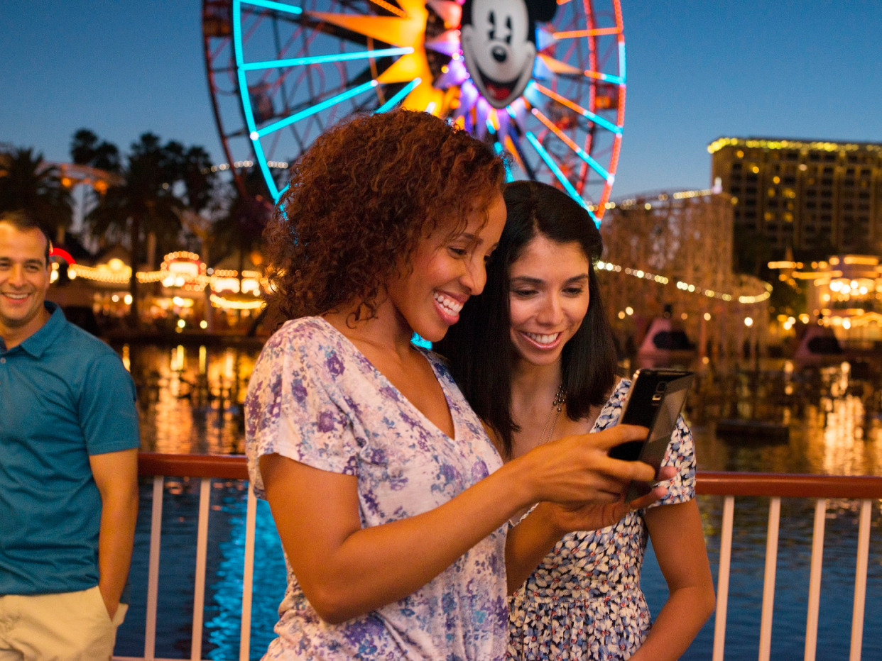 disneyland app users